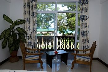 Augerine Guest House بو فالون المظهر الخارجي الصورة